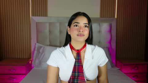 Snapshot of ivanna_yelena chatting on 02-20-26, 01:46 Ivanna online show from 02-20-26, 01:46