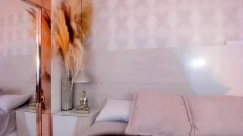 Ivannaanggel online show from 02-14-26, 01:08