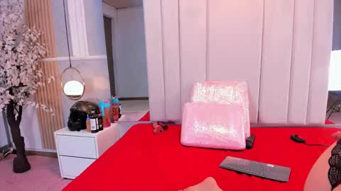Snapshot of ivannabellini_ chatting on 09-26-25, 01:59 online show from 09-26-25, 01:59