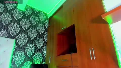 ivannapretyts online show from 12-31-24, 02:36