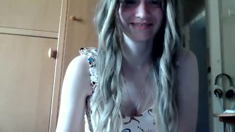 Snapshot of ivetta911 chatting on 06-26-26, 05:34 ivetta911 online show from 06-26-26, 05:34