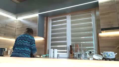 IrennaSplash online show from 02-11-25, 04:11