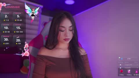 Snapshot of ivette_k chatting on 11-14-25, 12:42 iveet online show from 11-14-25, 12:42