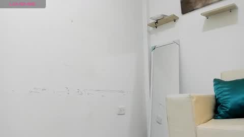 Ivon online show from 11-25-25, 12:05