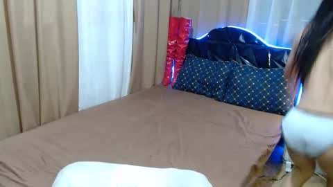 Snapshot of ivone_twinkle chatting on 05-15-26, 01:18 ivone_twinkle online show from 05-15-26, 01:18