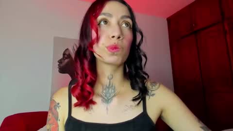 Ivonne  online show from 12-17-25, 07:09