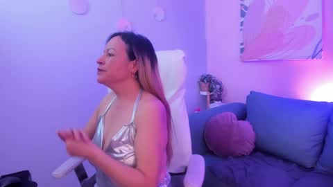 Ivonne online show from 04-09-26, 01:27