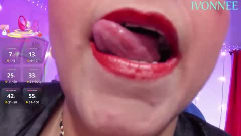 Ivonne online show from 02-15-26, 11:41