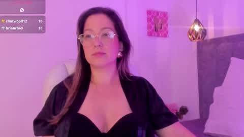 Snapshot of ivonny_04 chatting on 01-10-26, 04:36 N A T H A L Y online show from 01-10-26, 04:36