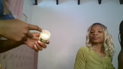 Snapshot of ivory_mae chatting on 06-25-26, 10:53 ivory_mae online show from 06-25-26, 10:53