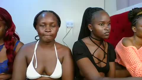 Snapshot of ivory_mae chatting on 07-10-26, 06:21 ivory_mae online show from 07-10-26, 06:21