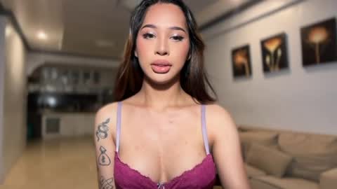 kirstenelsie online show from 05-05-26, 01:24