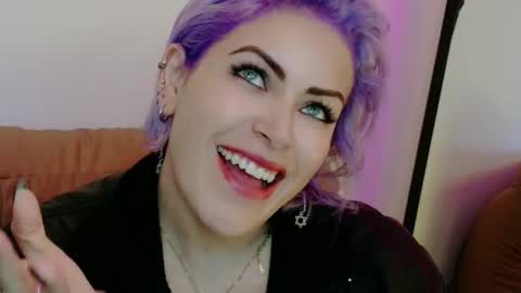 Diana Rojas  online show from 01-16-26, 05:22