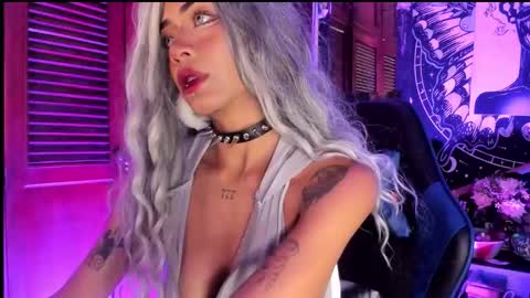 Snapshot of ivy_byte chatting on 02-24-26, 09:57 - online show from 02-24-26, 09:57