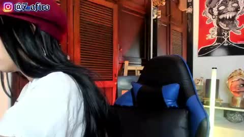 Snapshot of ivy_byte chatting on 07-22-26, 11:18 - online show from 07-22-26, 11:18