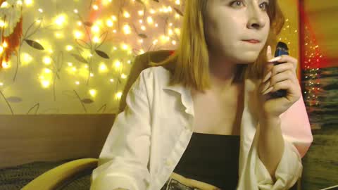 Snapshot of ivy_dean_ chatting on 02-03-25, 01:09 Ivy online show from 02-03-25, 01:09