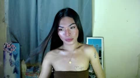 Snapshot of ivy_moorexoxo chatting on 06-19-26, 03:49 Ivy online show from 06-19-26, 03:49