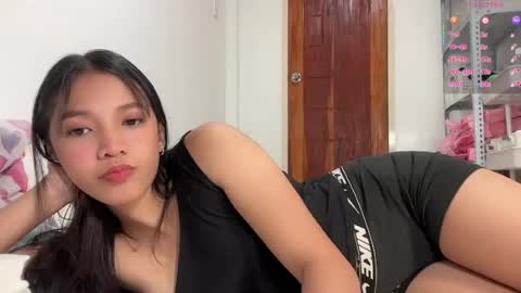 Snapshot of ivy_olivia chatting on 07-20-26, 01:13 Carmela online show from 07-20-26, 01:13