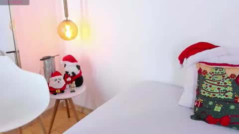 Ivy  online show from 12-05-25, 02:14