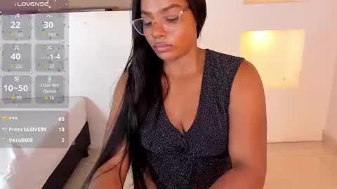 Snapshot of ivybliss8 chatting on 01-13-25, 06:27 i v y  b l i s s online show from 01-13-25, 06:27