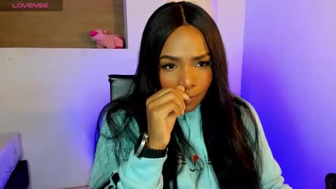 Snapshot of ivybliss8 chatting on 02-14-25, 12:14 i v y  b l i s s online show from 02-14-25, 12:14