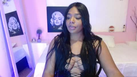 Snapshot of ivybliss8 chatting on 04-28-26, 09:20 i v y b l i s s online show from 04-28-26, 09:20