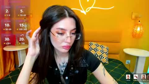 Snapshot of ivydainty chatting on 06-18-26, 01:28 Ivy online show from 06-18-26, 01:28
