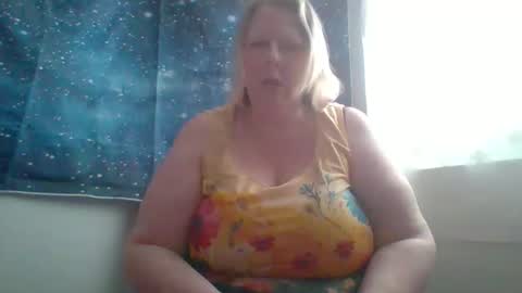 ivyjane3522 online show from 04-30-26, 12:00