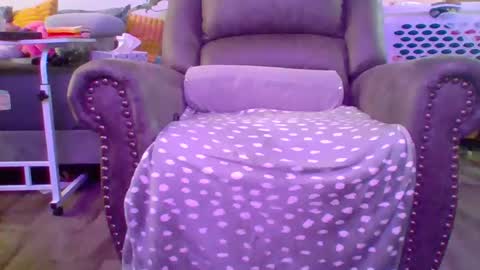 Snapshot of ivyjane3522 chatting on 05-29-26, 01:58 ivyjane3522 online show from 05-29-26, 01:58