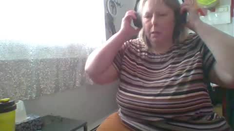 Snapshot of ivyjane3522 chatting on 07-05-26, 04:47 ivyjane3522 online show from 07-05-26, 04:47