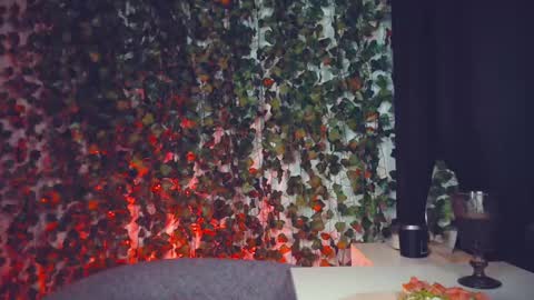 Miss Ivy online show from 12-27-24, 07:03