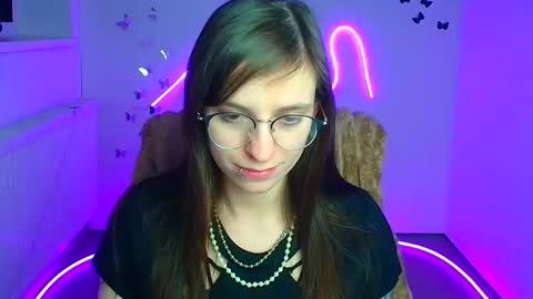 Snapshot of ivynoir_ chatting on 04-12-26, 07:02 Ivy online show from 04-12-26, 07:02