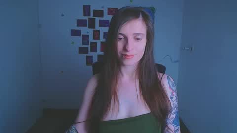 Snapshot of ivynoir_ chatting on 05-02-26, 02:33 Ivy online show from 05-02-26, 02:33