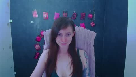 Snapshot of ivynoir_ chatting on 05-10-26, 01:05 Ivy online show from 05-10-26, 01:05