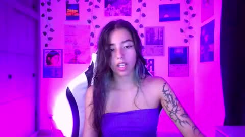 Ivy  online show from 03-26-26, 12:17