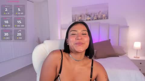 Snapshot of ivyy_moon chatting on 01-19-26, 03:54 ivyy_moon online show from 01-19-26, 03:54