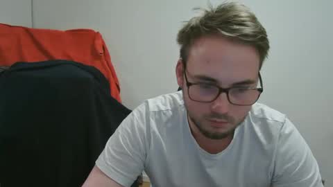 Snapshot of iwantfucknow chatting on 12-15-25, 02:32 iwantfucknow online show from 12-15-25, 02:32