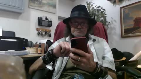 Snapshot of iwatcheral1 chatting on 03-26-26, 02:44 Brian online show from 03-26-26, 02:44