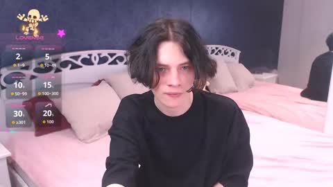 Maxim online show from 11-26-25, 11:33