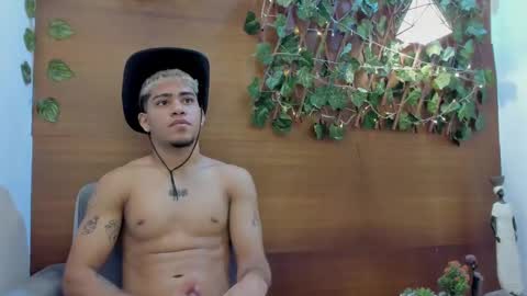 izaack online show from 01-22-25, 01:42