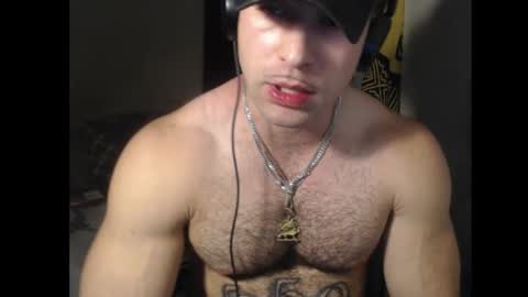 Snapshot of izak144 chatting on 01-10-25, 01:42 izak144 online show from 01-10-25, 01:42