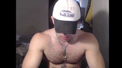 Snapshot of izak144 chatting on 01-19-25, 06:32 izak144 online show from 01-19-25, 06:32
