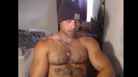 Snapshot of izak144 chatting on 10-26-25, 08:04 izak144 online show from 10-26-25, 08:04