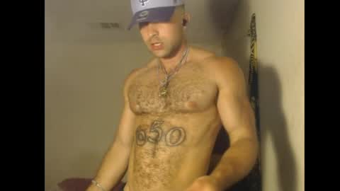 Snapshot of izak144 chatting on 06-05-26, 05:14 izak144 online show from 06-05-26, 05:14