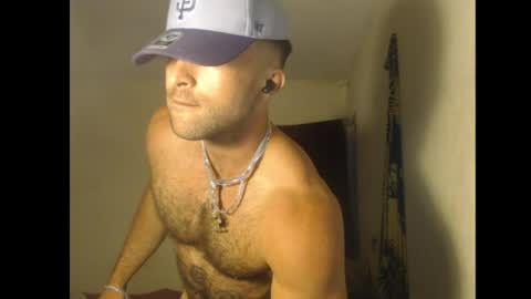 Snapshot of izak144 chatting on 06-06-26, 03:44 izak144 online show from 06-06-26, 03:44