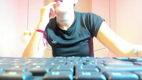 izelevans online show from 02-17-26, 12:45