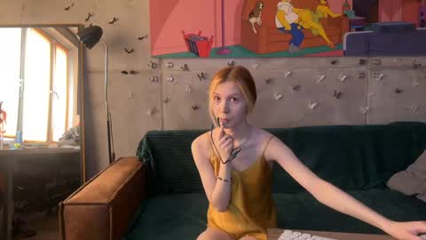 Snapshot of izi_fox chatting on 02-20-25, 12:15 izi online show from 02-20-25, 12:15