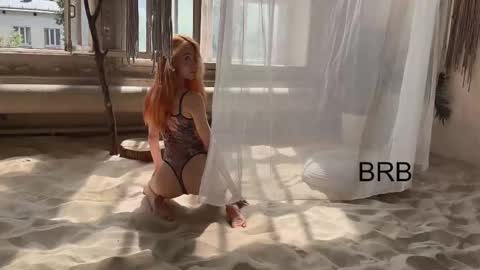 Snapshot of izi_fox chatting on 02-27-25, 06:20 izi online show from 02-27-25, 06:20