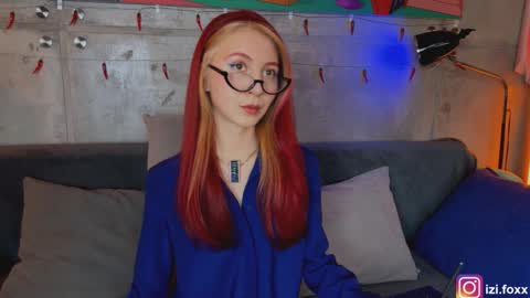 Snapshot of izi_fox chatting on 11-26-25, 04:41 izi online show from 11-26-25, 04:41