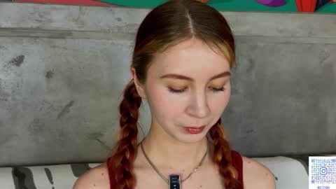 Snapshot of izi_fox chatting on 03-18-26, 05:05 izi online show from 03-18-26, 05:05